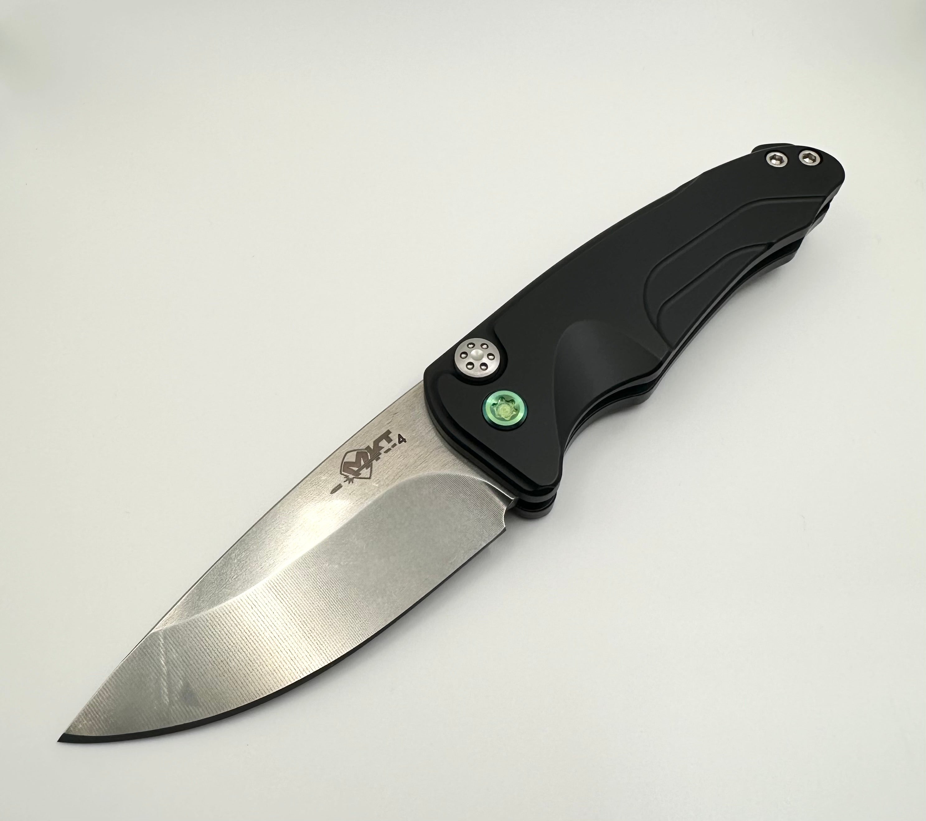 Medford Knife Smooth Criminal Auto S45VN Tumbled Blade, Black Handles, Green HW/Clip