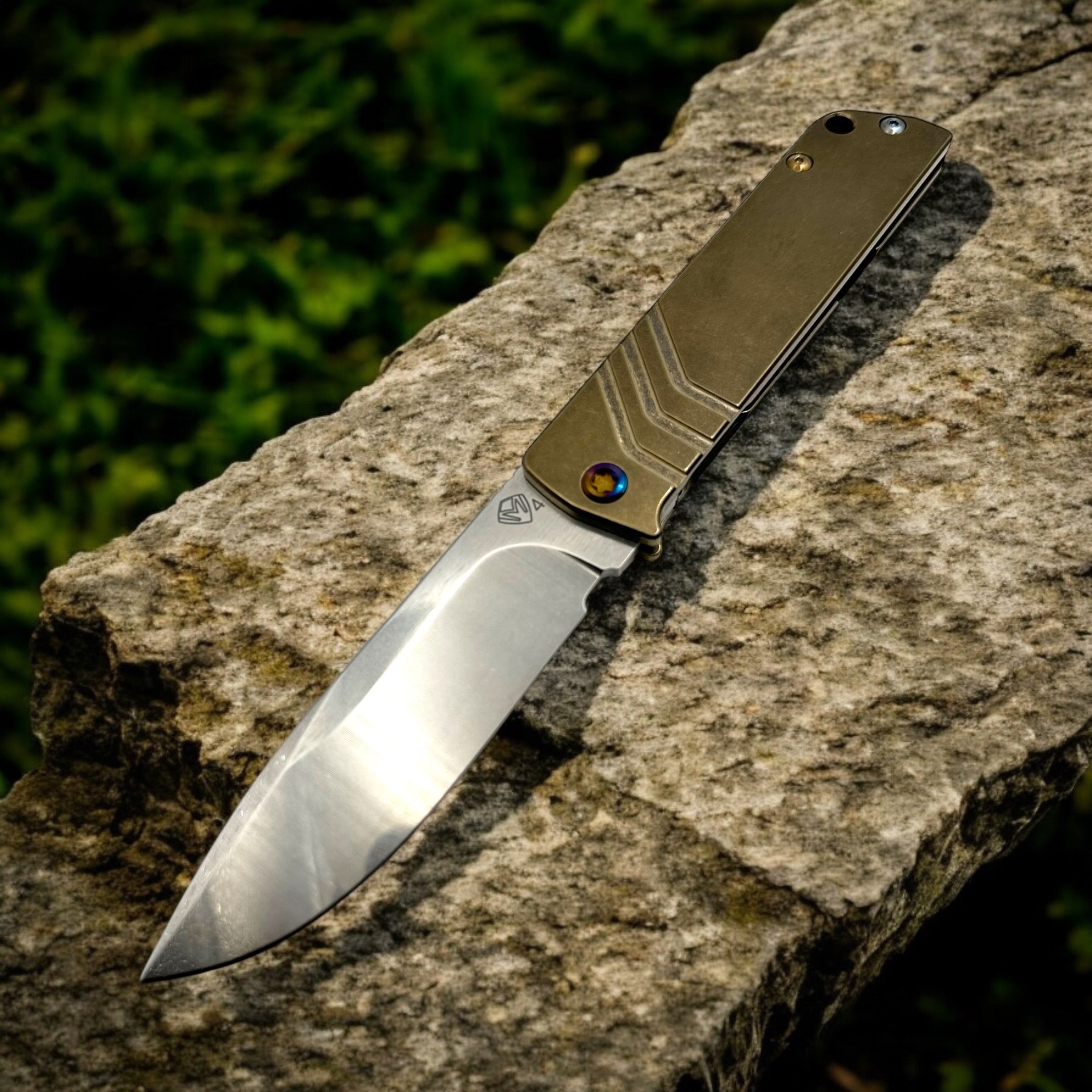 Medford Knife Antik S45VN Tumbled DP Blade, Bronze Handles, Flm HW/Clip, Std Breaker