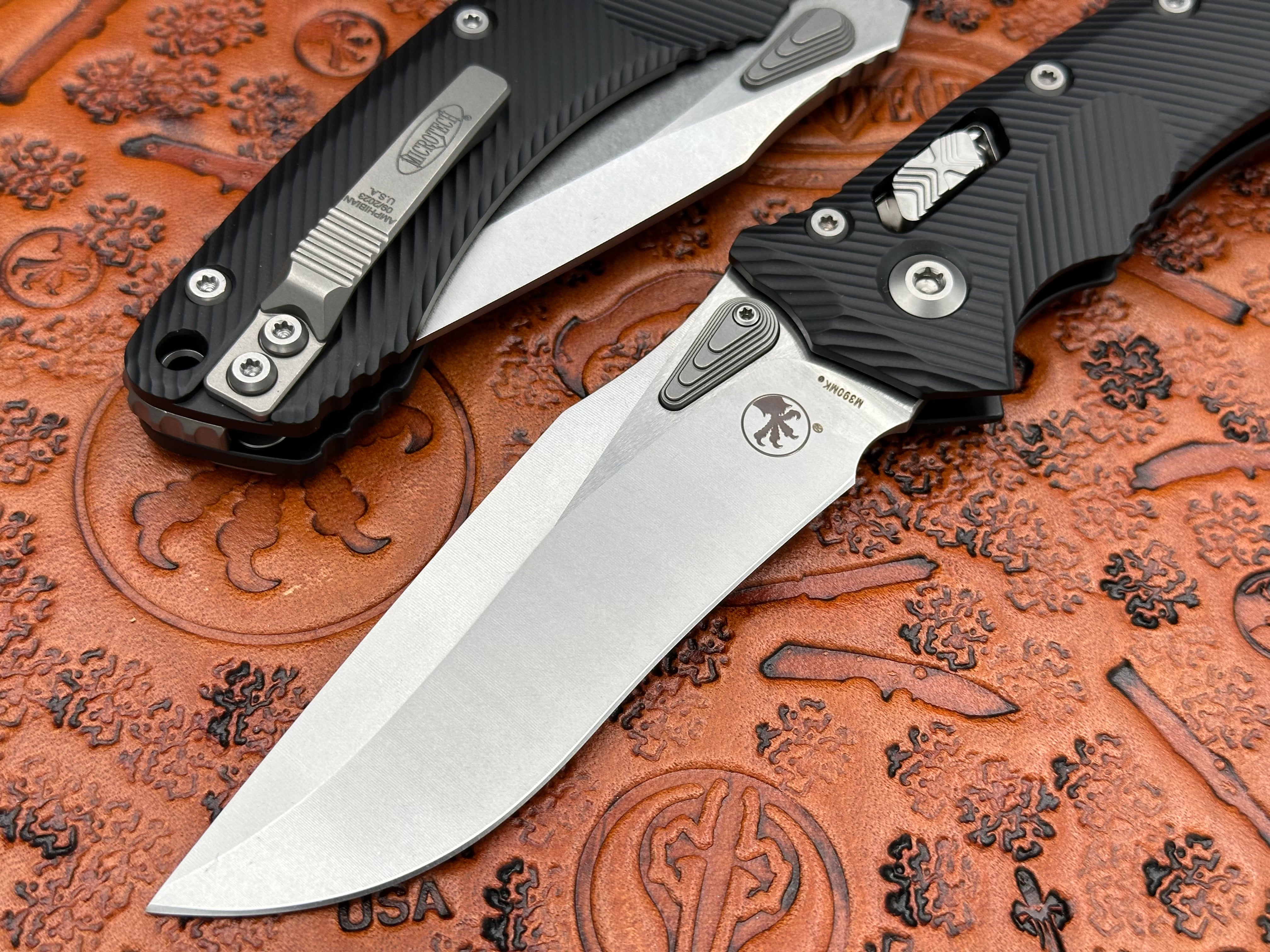 Microtech Knives Amphibian RAM-LOK Black Single Edge Fluted Aluminum Stonewash Standard 137RL-10FL - Tristar Edge